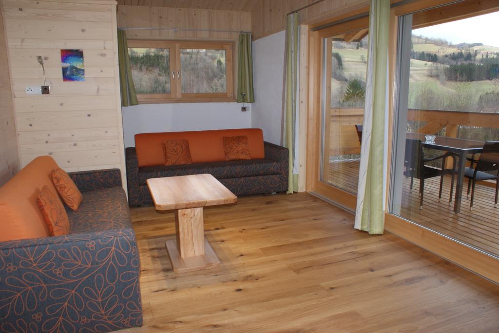 Ferienhaus Schwarzenbach Steinbach am Ziehberg Rum bild